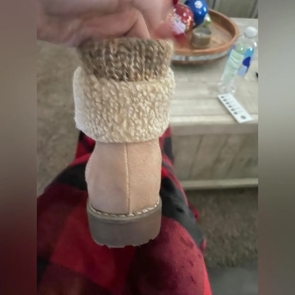 Cliffs by White Mountain
Duena Hiker Boots - Picture 6 of 6